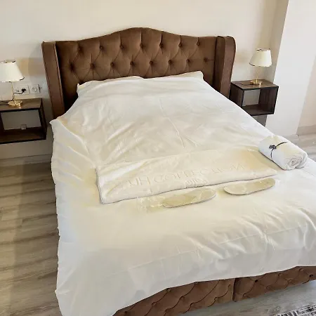 Jacuzzi With Forest View